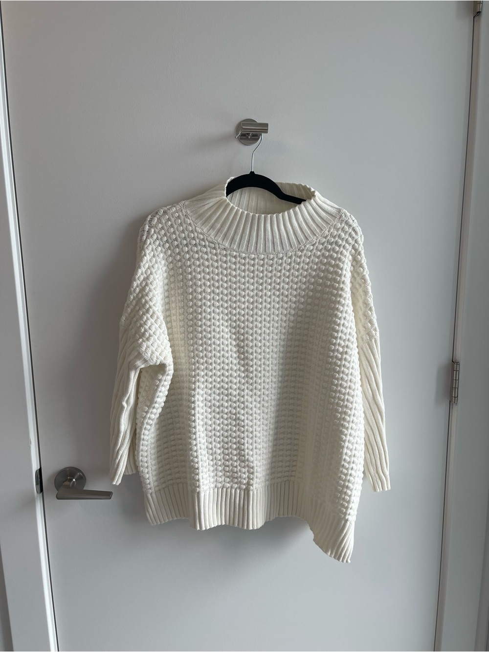 French Connection Classic White Textured Knit Sweater - Women's Crewneck